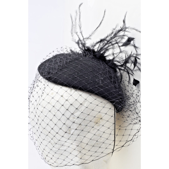 Vintage Black Cocktail Pillbox Fascinator Hat With Birdcage Veil & Feather main image 7
